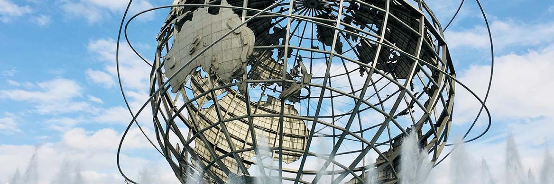Steel globe fountain at Flushing Meadows, New York @Unsplash