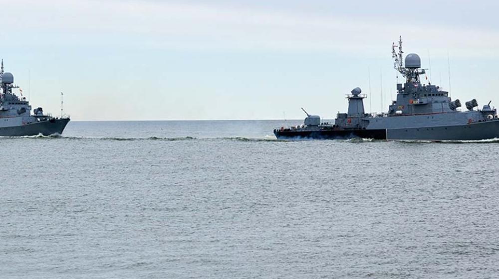 Image of warships © Envato Elements